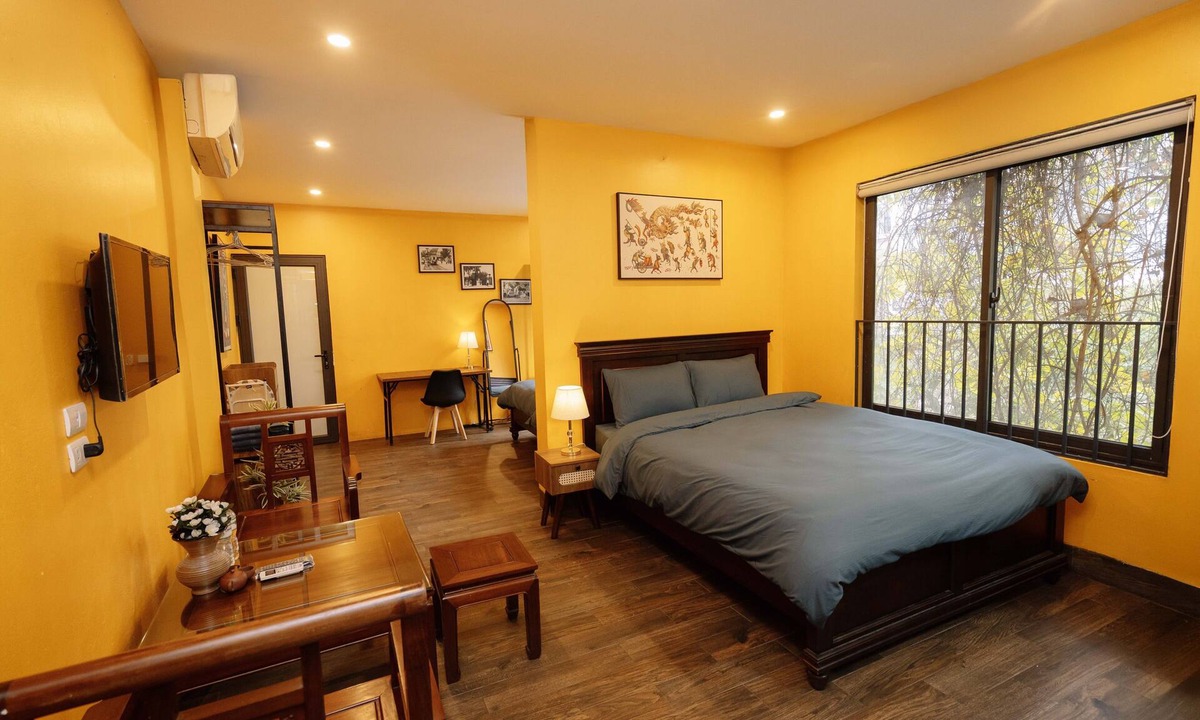 Hang Bo Apartment | Old Quarter Hoan Kiem Sunlit Artistic Home 2BR/1BA Apartment Central Hanoi