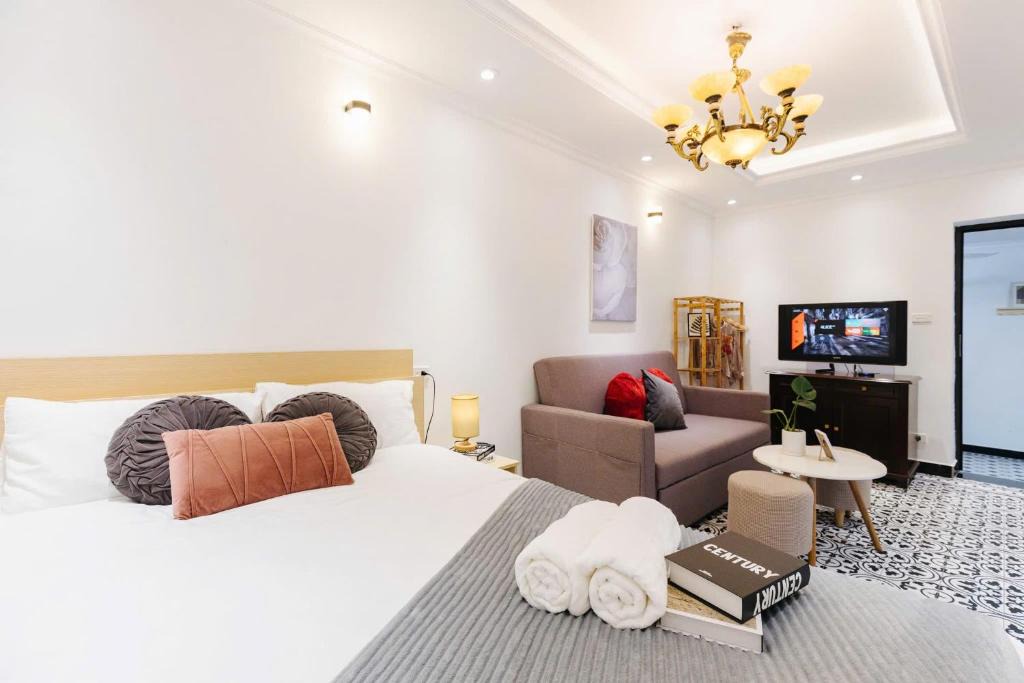 Hang Buom Apartment | Old Quarter Walk Everywhere Live Like Local