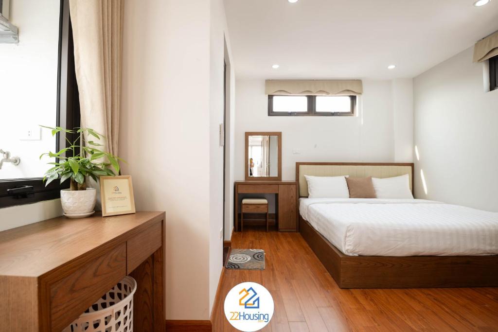 Cong Vi Apartment | ONE BEDROOM APARTMENT IN LINH LANG STREET-CODE 51-701