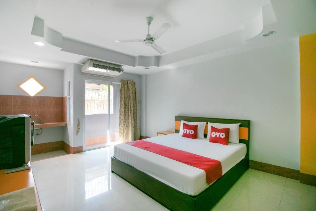 Pattaya Hotel | OYO 75387 4 Men Court