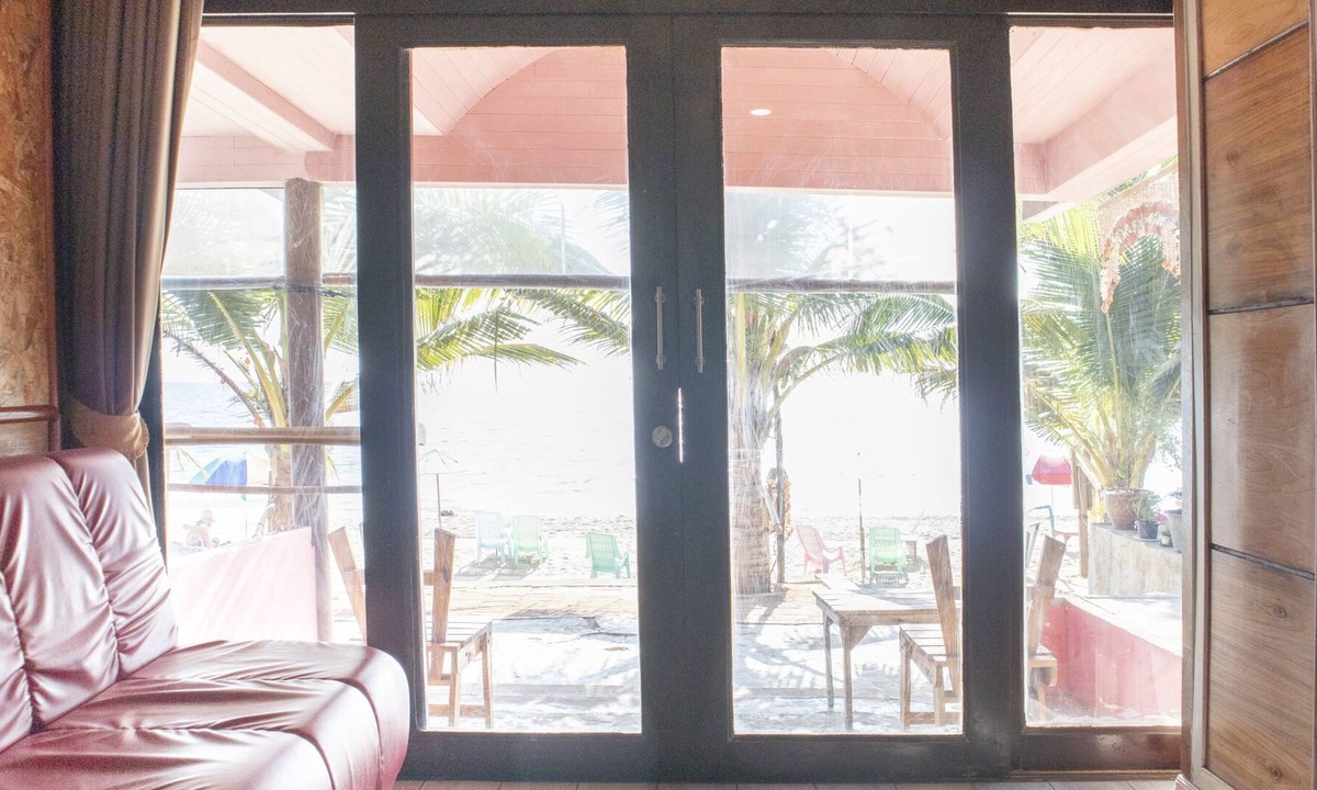 Ko Lanta Hotel | OYO 797 Pink House Bungalow
