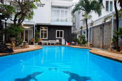 Thang Tam Villa | Palm Villa 15 - Biệt thự 6 phòng ngủ trung tâm biển Vũng Tàu