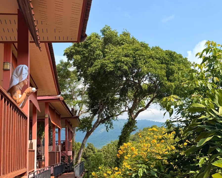 Hua Thanon Resort | PawPaw Resort