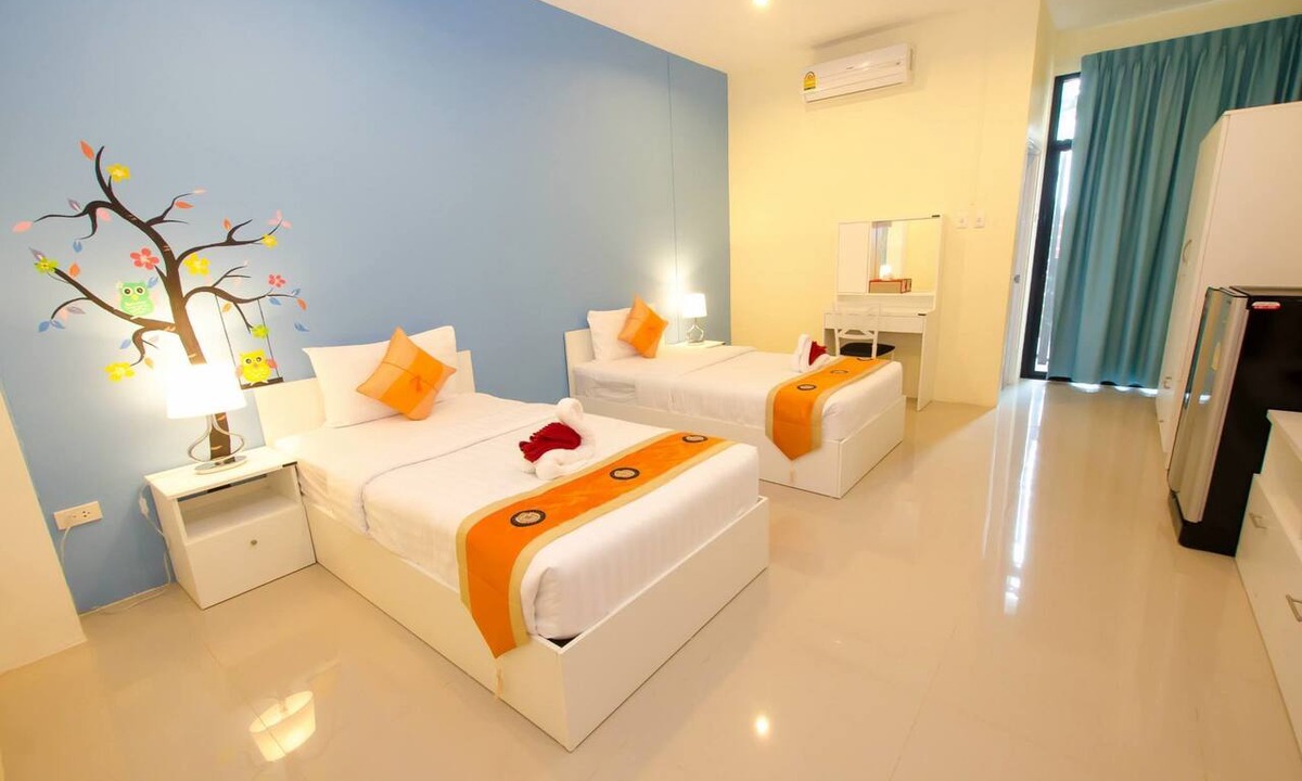 Ranong Hotel | Petch Ranong at Town