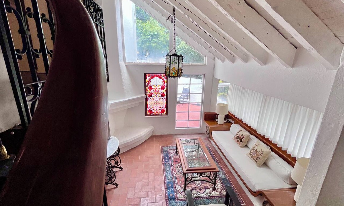 Zona Rosa Apartment | PH Belgrado 19, Mexico City, one block from El Ángel