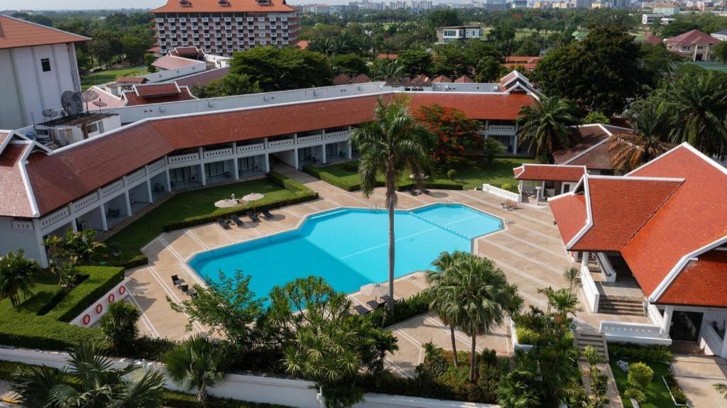 Khlong Nung Hotel | Pinehurst Golf Club and Hotel