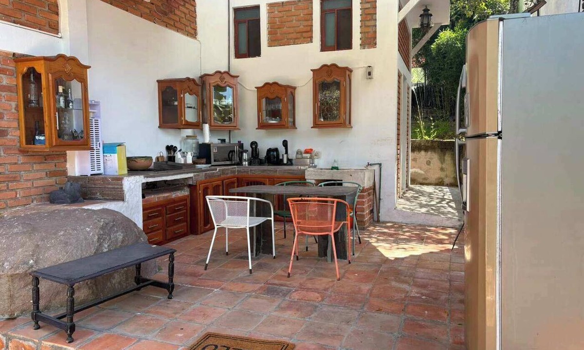 Alto Lucero Apartment | Pool | AC | 2 Double Beds | Near Waterfalls