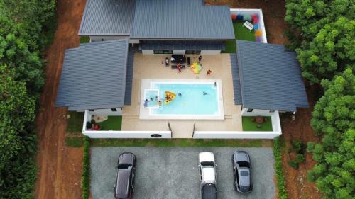 Laem Ngop Villa | Pool Villa at Salak