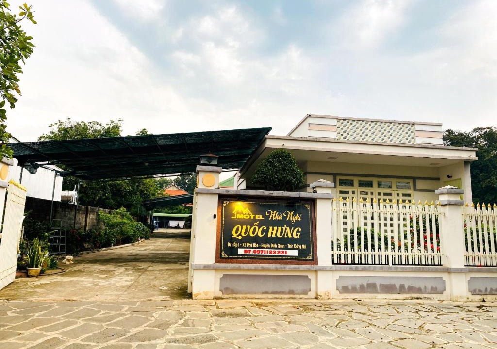 Tan Phu Hotel | Quốc Hưng