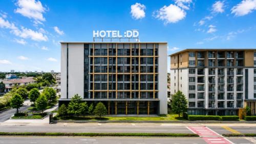 Rangsit Hotel | Rangsit Residence & Hotel by HOTEL DD