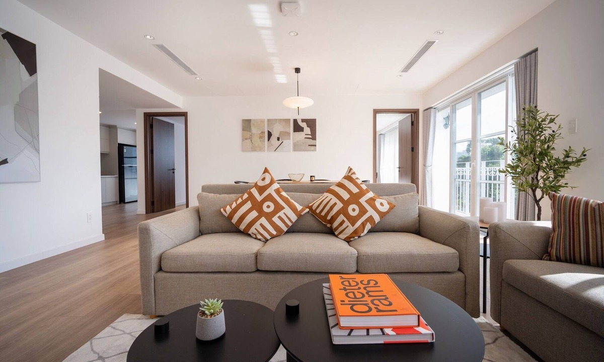 District 3 Apartment | Rare 3BR Spacious Penthouse in City Center