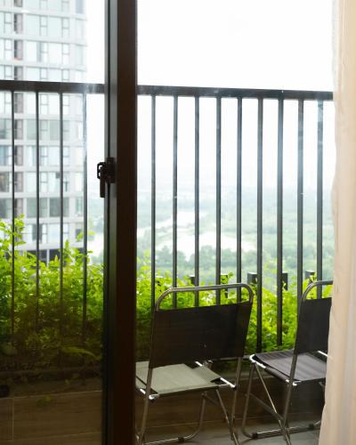 Van Giang Apartment | Red River Panorama 3BR - Ở Space Homestay Ecopark Landmark Onsen 1