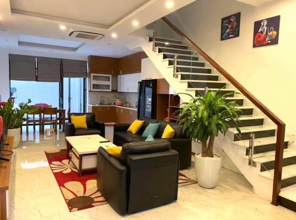 Ha Long Villa | ROSE Full House - 4 phòng ngủ, cách bãi tắm Marina 1km