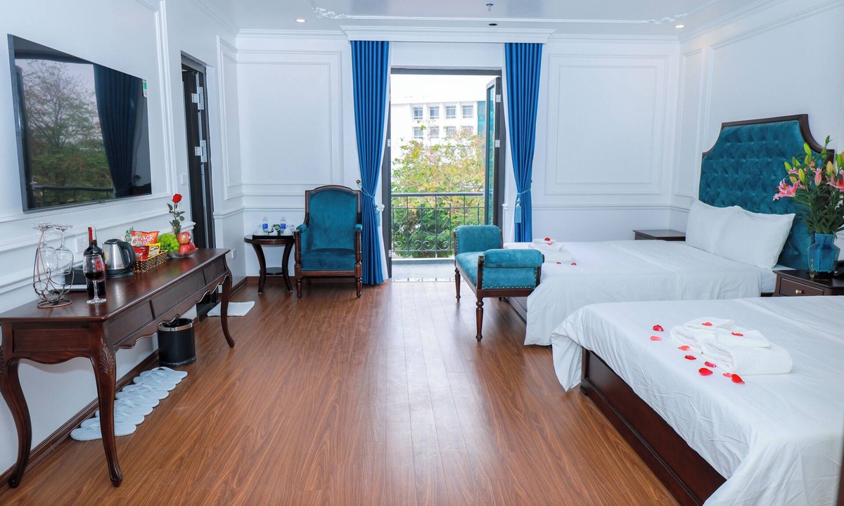 Gia Lam Hotel | Royal Trau Quy Boutique Hotel