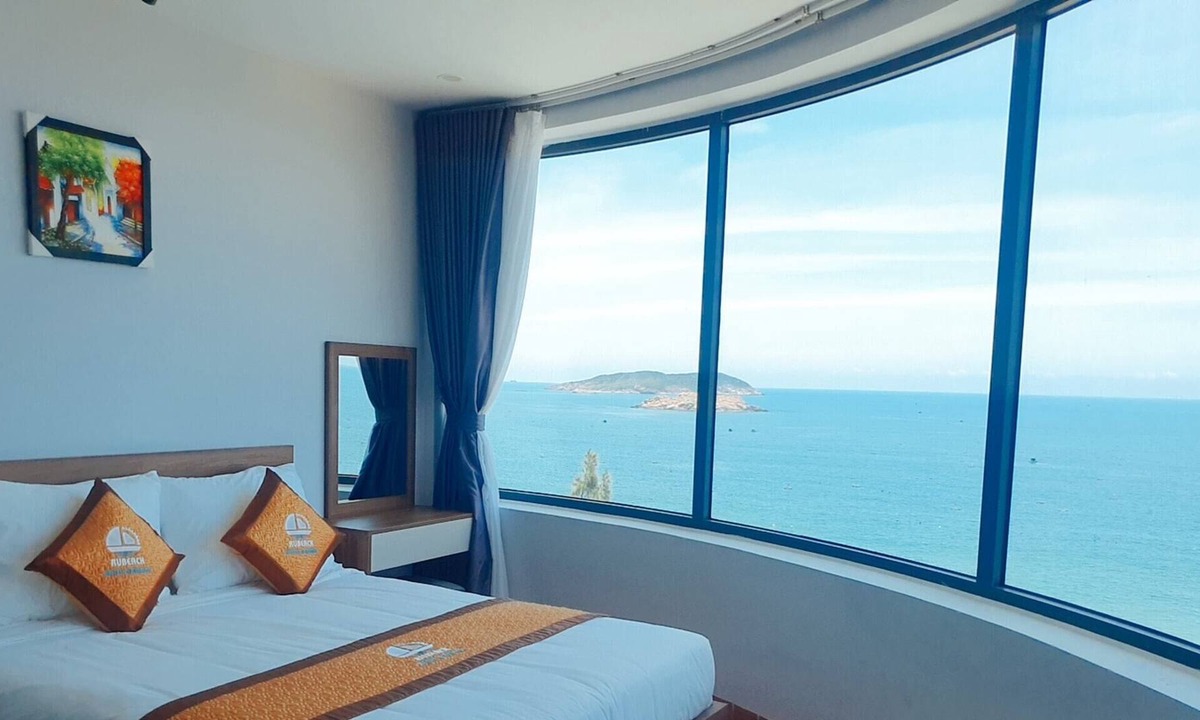 Quy Nhon Hotel | Rubeach Hotel & Resort