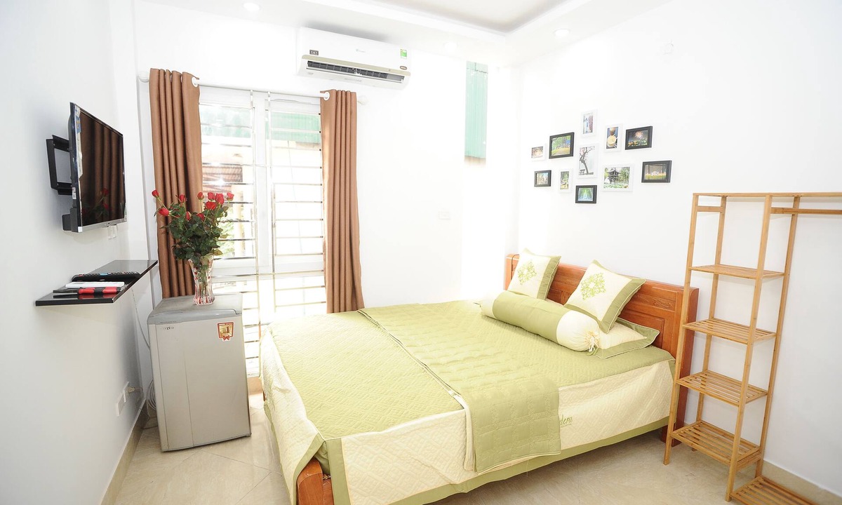 Hoang Mai House | Ruby Lakeview Homestay