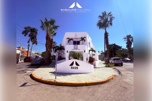 Zona Dorada Hotel | Sabalo's Hausen