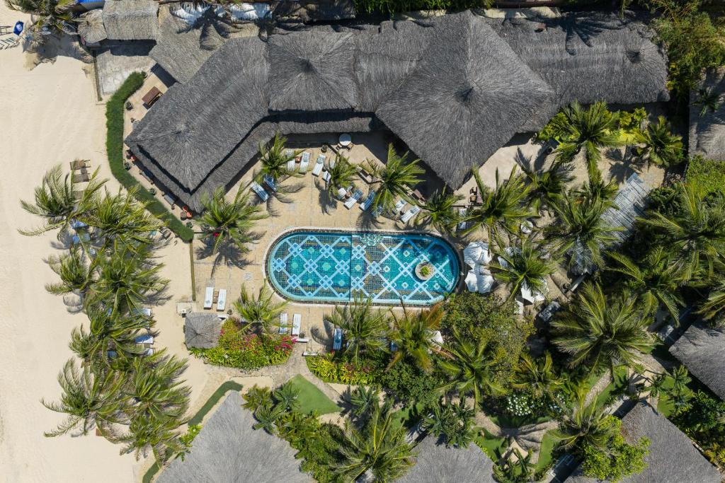 Central Mui Ne Beach Resort | Sailing Club Resort Mui Ne