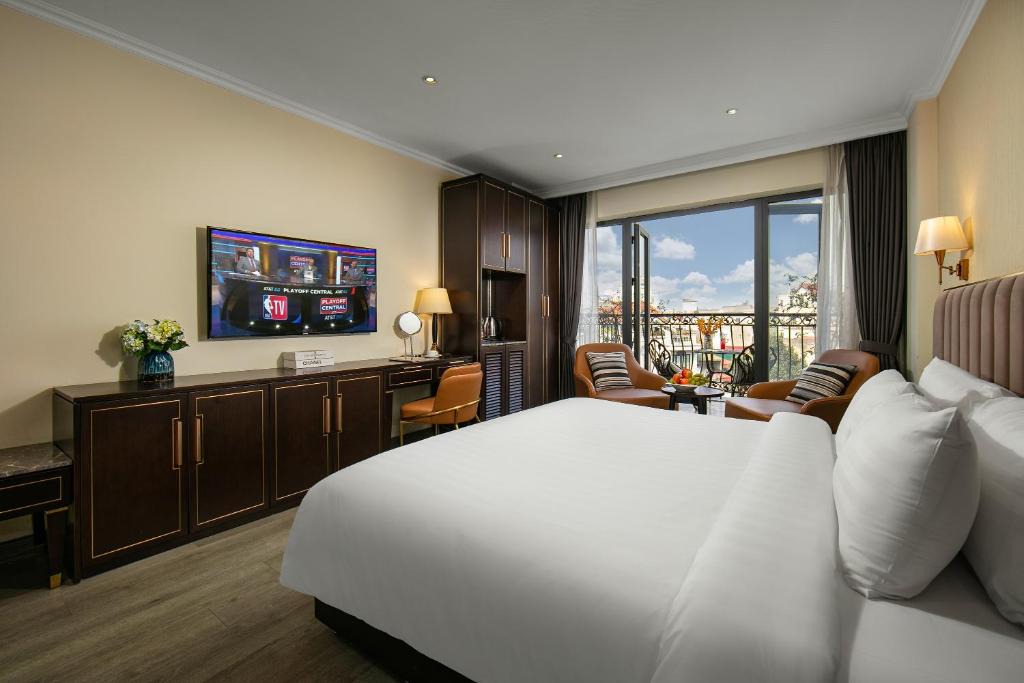 Old Quarter Hotel | San Palace Hotel & Rooftop