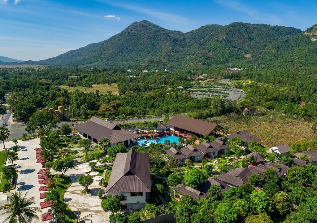 Tinh Bien Hotel | Sang Như Ngọc Resort