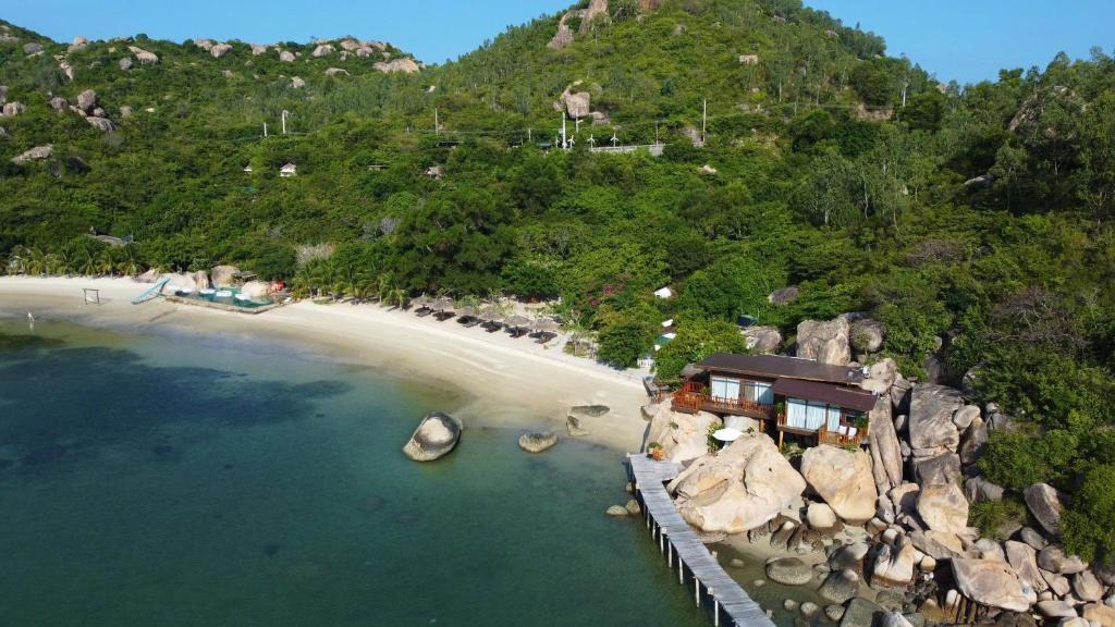 Cam Ranh Hotel | Sao Biển Cam Ranh - Starfish Cam Ranh
