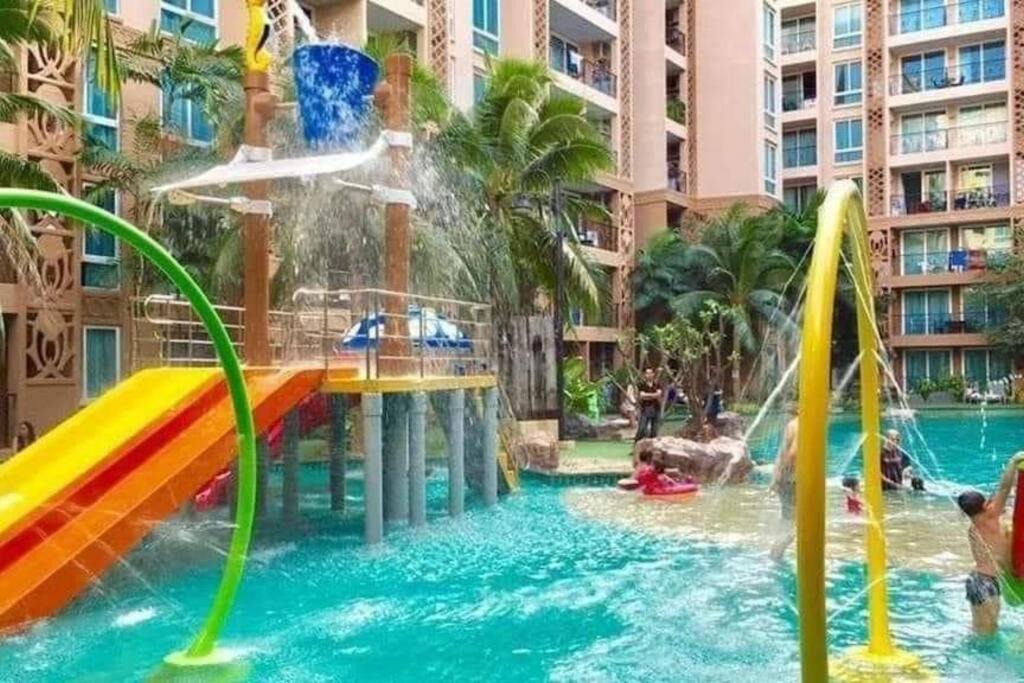 South Pattaya Apartment | Seaview Atlantis Condo Resort Jomtien Beach Water Park