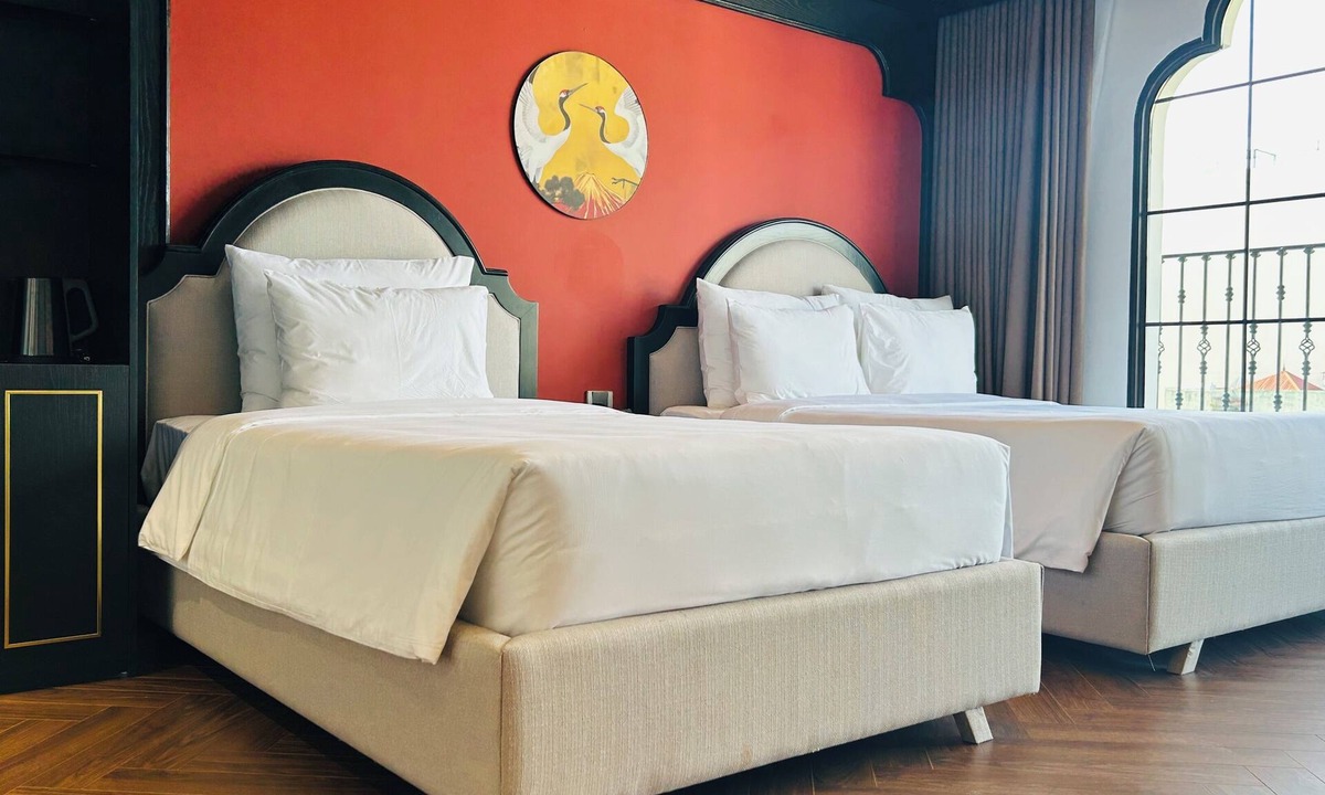 Hai Ba Trung Hotel | Selah Hanoi Hotel with Bathtub & Balcony, AC at all rooms