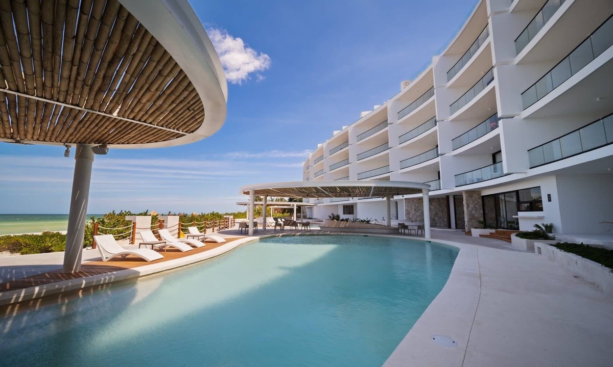 Miramar Apartment | SIELA Oceanfront Luxury 4 BR Villa