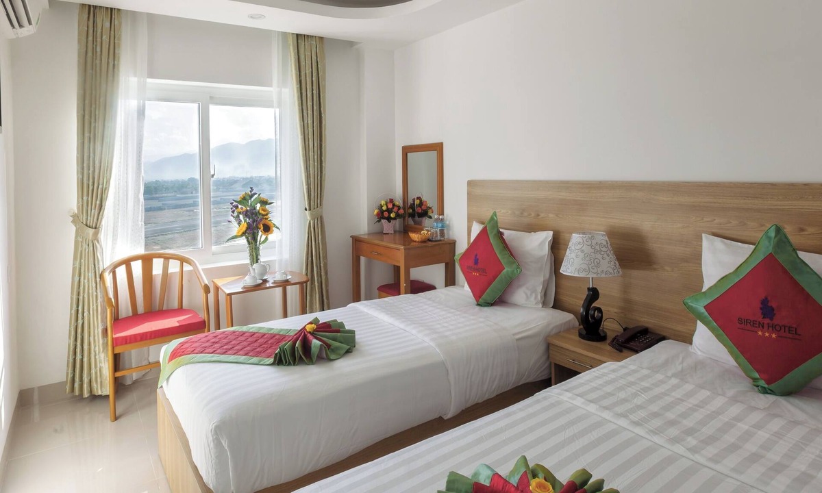 Tran Phu Beach Hotel | Siren Flower Hotel