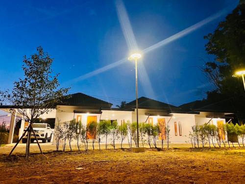 Chakphong Hostel | Sisters Home ที่พักใกล้สวนพฤกษศาสตร์ ระยองแหลมแม่พิมพ์