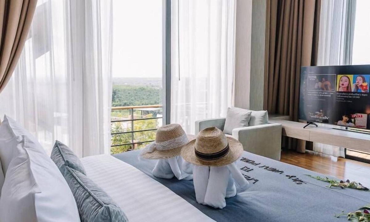 Surat Thani Hotel | Sky Hill Villa Suratthani