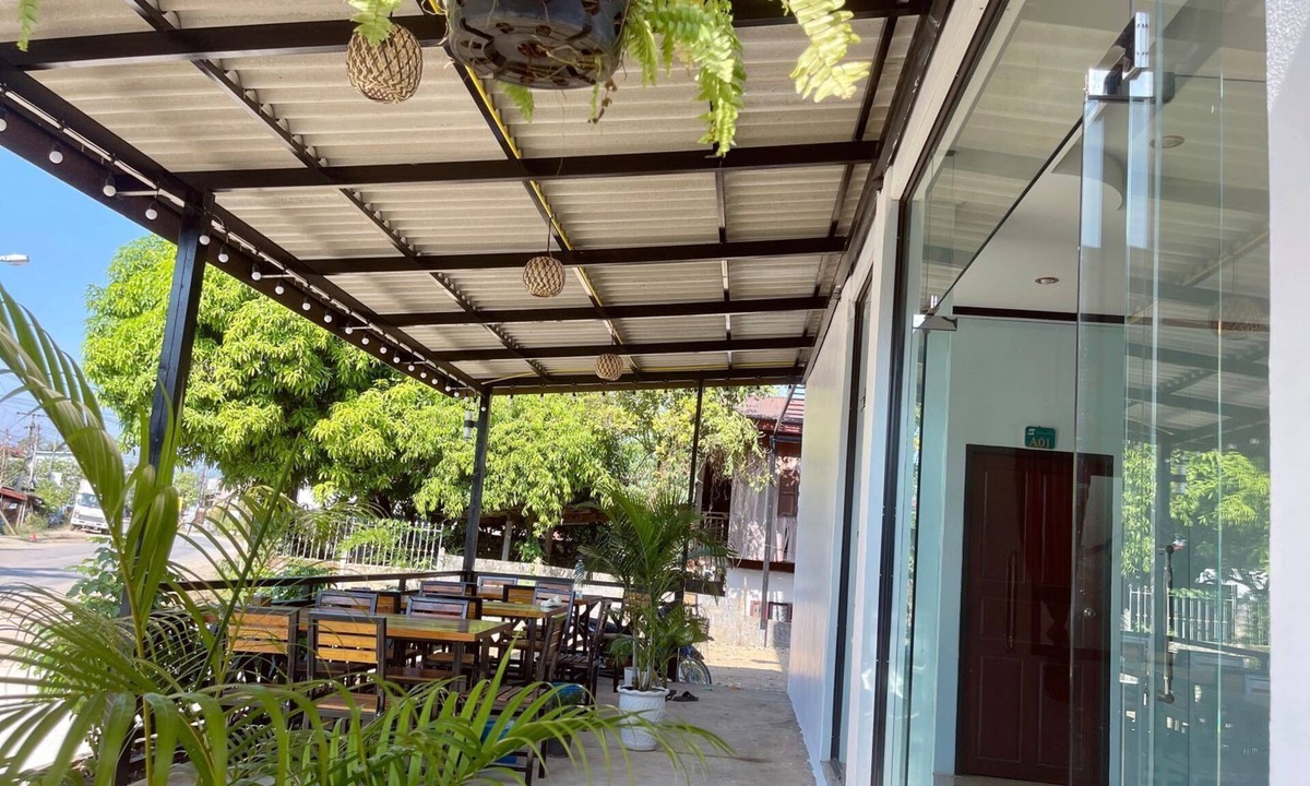 Vang Vieng House | Smile Guesthouse