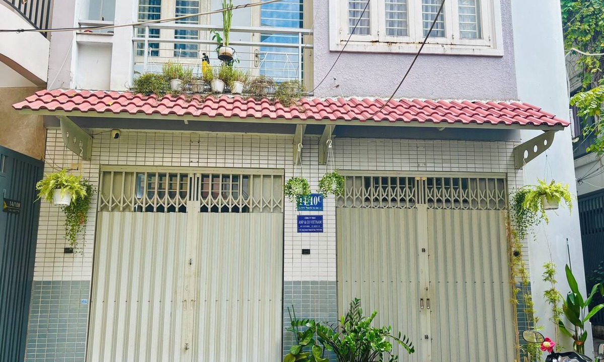 Bach Dang Riverside House | Snoopy Home Calmette - Central HCMC Homestay with Kitchen & Balcony