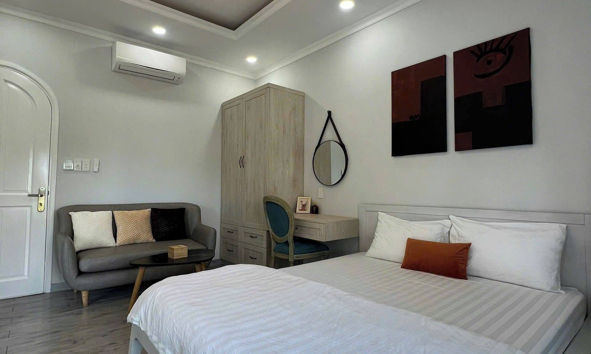 Ganh Dau Apartment | Soc Nhim Homestay Grandworld Phu QuocnRoom 101 Triple Balcony Beach