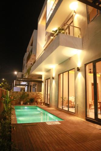 Huong Thuy Hotel | Soleil Urban Villa