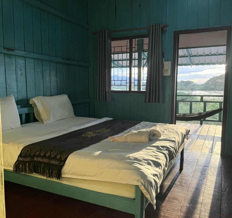 Don Det Hostel | Sompong Sunset View Guesthouse