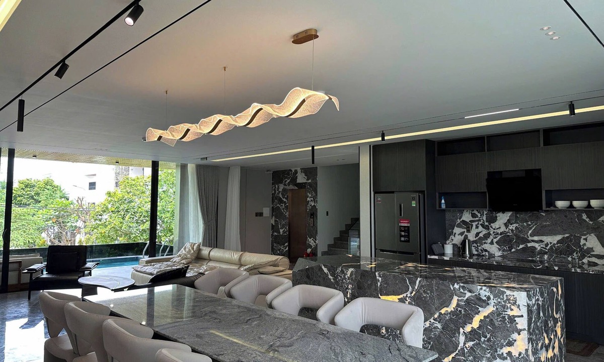 Ngu Hanh Son Villa | SONG CAT VILLA 53DP8 - Beautiful 7-bedroom villa with AC in marvelous Da Nang