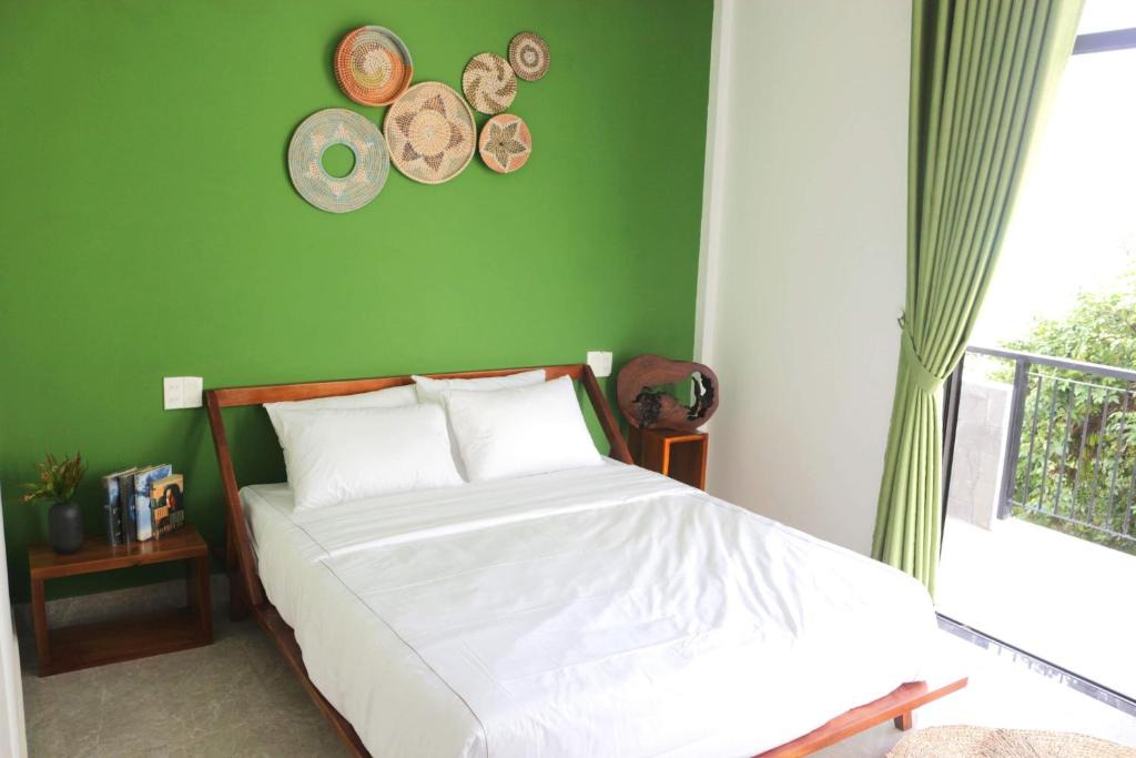 Hue Bed & Breakfast | Starfruit Villa