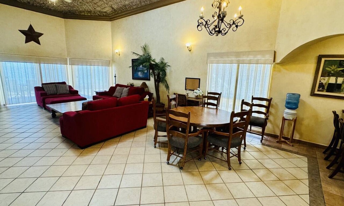 Sandy Beach Villa | Stunning 3 Bedroom Beach Villa on Sandy Beach at Las Palmas Beachfront ResortV18