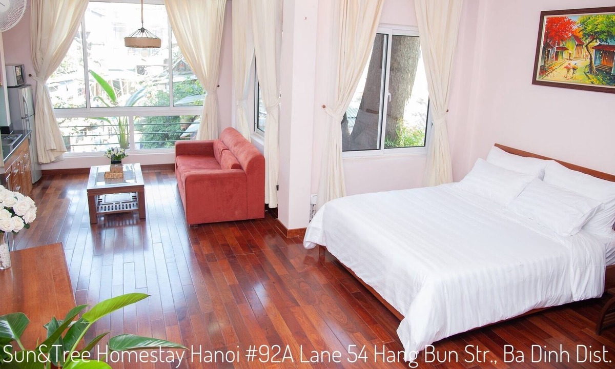 Ba Dinh House | Sun&Tree Homestay Hanoi, old quarter, cozy bedroom, bathroom with bathtube