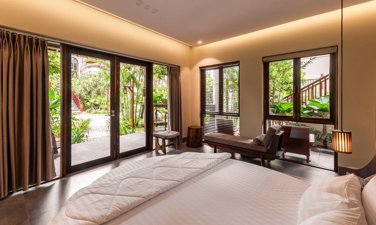 Dong Hoa Hotel | Sun Village Beach Resort