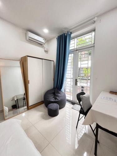 Thao Dien Apartment | Sunlit Perch in Thao Dien
