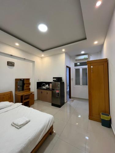 Tan Thuan Dong Apartment | Sunny Studio District 7 Next to LotteMart VivoCity