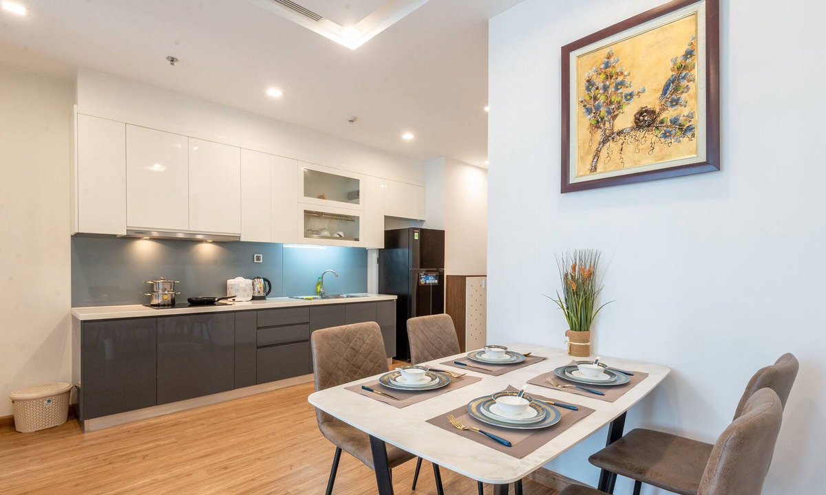 Ngoc Khanh Hotel | Sunny Vinhomes Metropolis Apartment