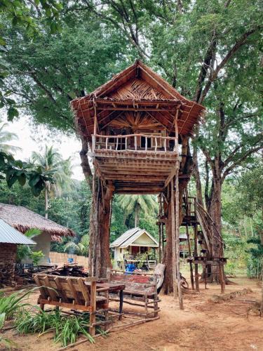 Nuea Khlong Hotel | Sunset Beach Bungalow Koh Pu