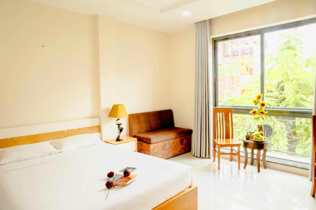 Phu My Hung Hotel | Sunshine Luxury Hotel