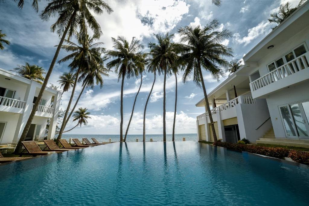 East Ham Tien Beach Resort | Surf4You Residence