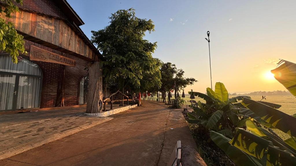 Pleiku House | Tờ Hờ Chill Homestay & Cafe