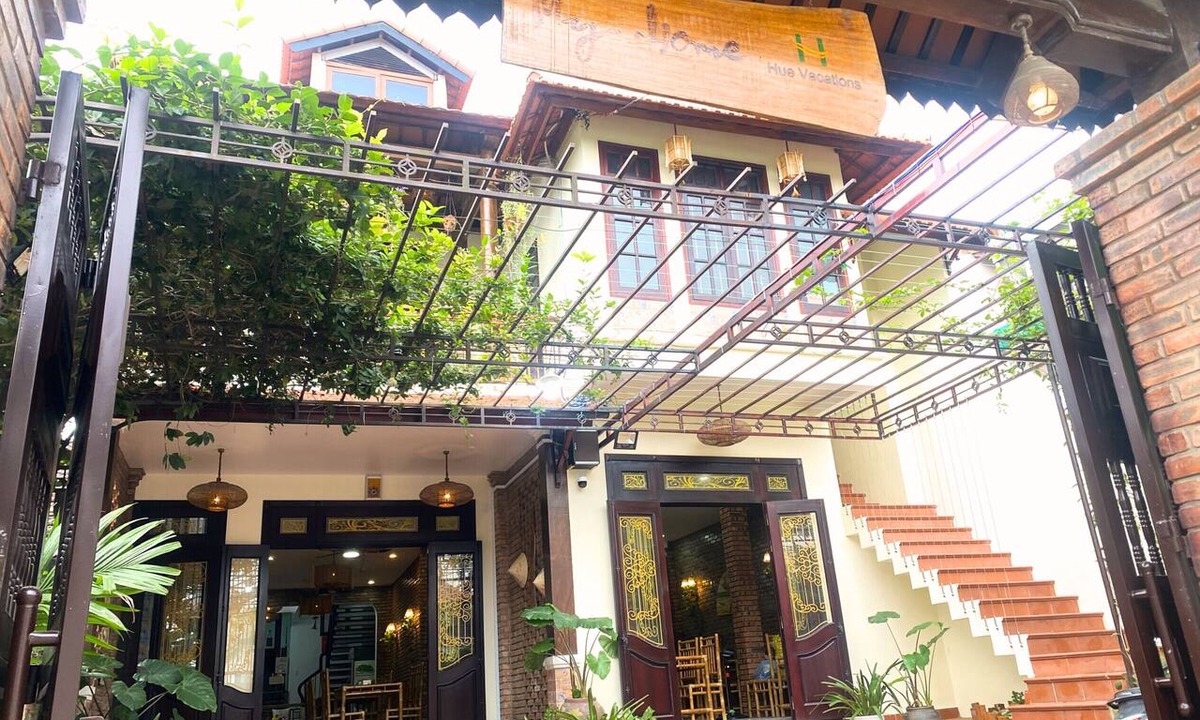 Hue Bed & Breakfast | Tam Family Homestay Hue