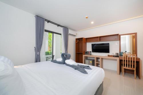 Kata Hotel | Thawalai Inn, Kata Beach